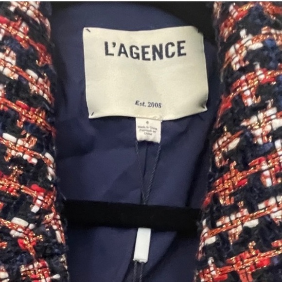 L'Agence Kenzie Double
Breasted Blazer - Picture 3 of 4